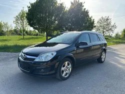 Schwarz Gebraucht 2008 Opel Astra Edition Kombi | 2.490 € (Fairer Preis)