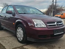 Rot Gebraucht 2003 Opel Vectra Elegance Limousine | 1.690 € (Guter Preis)
