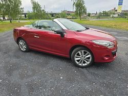 Rot Gebraucht 2012 Renault Mégane Cabriolet Luxe Cabrio | 7.999 € (Teuer)