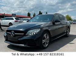 Schwarz Gebraucht 2021 Mercedes C300e AMG Limousine | 17.850 €