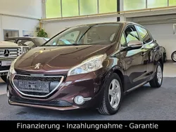 Schwarz Gebraucht 2013 Peugeot 208 Style Kleinwagen | 4.200 € (Guter Preis)