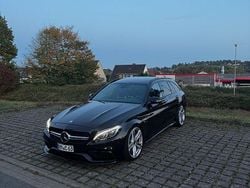 Schwarz Gebraucht 2016 Mercedes C63S AMG Night Kombi | 48.100 € (Guter Preis)