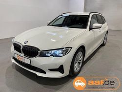 Weiss Gebraucht 2020 BMW 318 Advantage Kombi | 20.750 € (Fairer Preis)