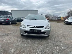Grau metallic Gebraucht 2003 Peugeot 307 Premium Kombi | 600 € (Guter Preis)