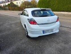 Weiß Gebraucht 2009 Opel Astra GTC OPC Coupé | 1.950 € (Guter Preis)