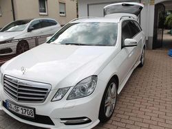 Weiß Gebraucht 2012 Mercedes E250 Avantgarde Kombi | 11.200 € (Fairer Preis)