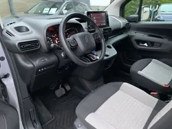 Grau Gebraucht 2019 Citroën Berlingo PureTech Van / Kleinbus | 23.890 € (Fairer Preis)