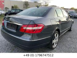 Grau Gebraucht 2009 Mercedes E250 Limousine | 6.902 € (Fairer Preis)