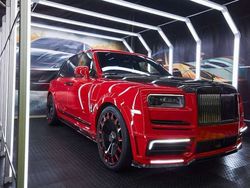 Rot Gebraucht 2022 Rolls Royce Cullinan SUV | 535.500 €