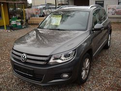 Grau Gebraucht 2014 VW Tiguan Sportline SUV | 13.450 € (Fairer Preis)