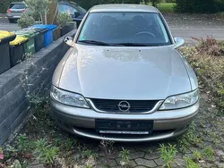 Gebraucht 1998 Opel Vectra Limousine | 1.500 € (Fairer Preis)
