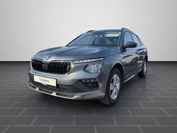 Graphitegrau metallic (metallic) Gebraucht 2025 Skoda Kamiq Selection SUV | 22.900 € (Fairer Preis)
