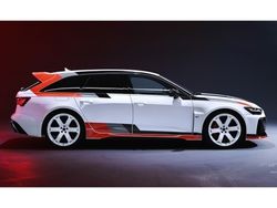 Weiss Gebraucht 2024 Audi RS6 Sport Kombi | 224.735 €