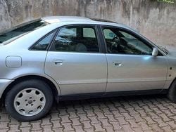 Silber Gebraucht 1997 Audi A4 Limousine | 2.000 € (Guter Preis)