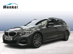 Grau Gebraucht 2021 BMW 320 M Sport Kombi | 29.899 € (Superpreis)