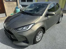 Oxide bronze Gebraucht 2022 Toyota Yaris Team Kleinwagen | 18.200 € (Fairer Preis)