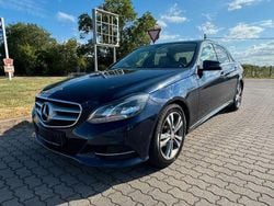 Blau Gebraucht 2015 Mercedes E200 Limousine | 10.499 € (Guter Preis)