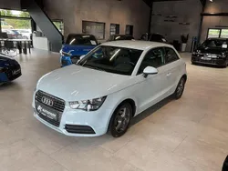 Blau Gebraucht 2012 Audi A1 Attraction Kleinwagen | 5.980 € (Guter Preis)