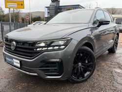 Grau Gebraucht 2020 VW Touareg R-line SUV | 37.999 €