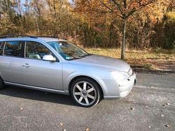 Silber Gebraucht 2006 Ford Mondeo Titanium X Kombi | 2.800 € (Teuer)