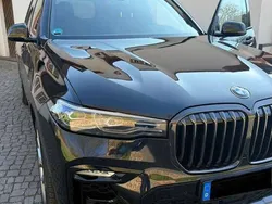Schwarz Gebraucht 2022 BMW X7 M Sport SUV | 83.850 € (Teuer)