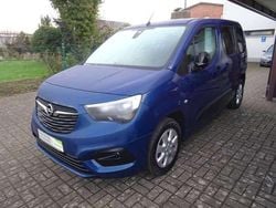 Ozean blau Gebraucht 2022 Opel Combo-e Life Elegance Van / Kleinbus | 18.990 € (Etwas zu teuer)