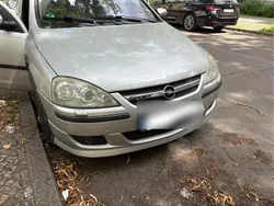 Silber Gebraucht 2005 Opel Corsa Sport Coupé | 1.000 € (Guter Preis)