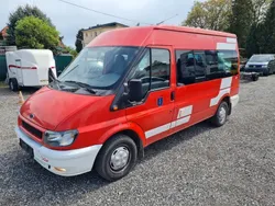 Rot Gebraucht 2002 Ford Transit Van / Kleinbus | 5.000 € (Etwas zu teuer)