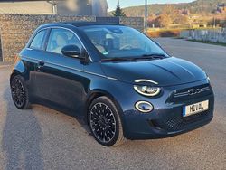 Grün Gebraucht 2021 Fiat 500e La Prima Cabrio | 13.800 €