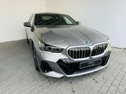 Grau Neu 2025 BMW i5 M Sport Limousine | 62.519 € (Superpreis)