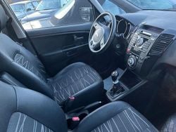 Schwarz Gebraucht 2010 Kia Venga Kleinwagen | 7.390 € (Etwas zu teuer)