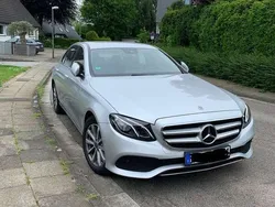 Silber Gebraucht 2018 Mercedes E200 Avantgarde Limousine | 28.900 € (Fairer Preis)