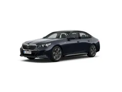 Schwarz Neu 2025 BMW 520 M Sport Limousine | 54.500 € (Fairer Preis)