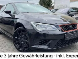 Mitternachtsschwarz Gebraucht 2016 Cupra Leon Kleinwagen | 16.098 €