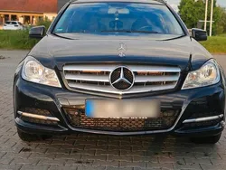 Schwarz Gebraucht 2011 Mercedes C220 Avantgarde Kombi | 6.500 € (Fairer Preis)
