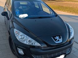 Schwarz Gebraucht 2011 Peugeot 308 SW Kombi | 3.350 €