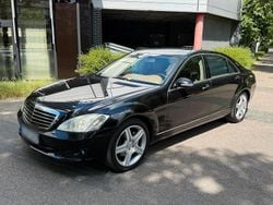 Schwarz Gebraucht 2006 Mercedes S320 Limousine | 16.500 €