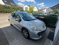 Silber Gebraucht 2009 Peugeot 207 CC Allure Cabrio | 4.800 € (Guter Preis)