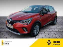 Rot Gebraucht 2022 Renault Captur Intens SUV | 20.890 € (Fairer Preis)
