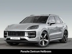 Dolomitsilbermetallic Gebraucht 2025 Porsche Cayenne GTS SUV | 152.900 € (Superpreis)
