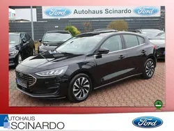 Schwarz Gebraucht 2024 Ford Focus Titanium Limousine | 24.480 € (Guter Preis)