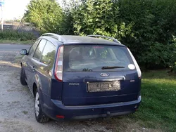 Blau Gebraucht 2010 Ford Focus Sport Kombi | 2.000 € (Guter Preis)