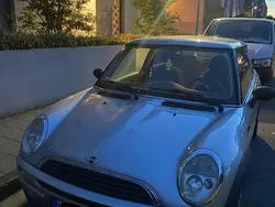 Silber Gebraucht 2003 Mini ONE Kleinwagen | 2.950 € (Teuer)