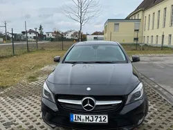 Schwarz Gebraucht 2015 Mercedes CLA200 Shooting Brake Urban Kombi | 11.600 €
