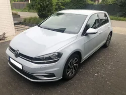 Weiß Gebraucht 2017 VW Golf VII Sound Limousine | 12.200 € (Fairer Preis)