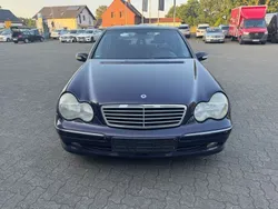 Blau Gebraucht 2000 Mercedes C220 Avantgarde Limousine | 2.999 € (Fairer Preis)