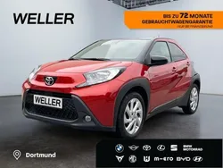 Rot Gebraucht 2022 Toyota Aygo Pulse Kleinwagen | 17.220 € (Fairer Preis)