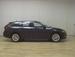 Schwarz Gebraucht 2021 Skoda Octavia Style Kombi | 16.980 € (Guter Preis)