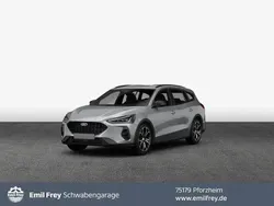 Moondust silber metallic Gebraucht 2024 Ford Focus ST-Line X Kombi | 24.850 € (Guter Preis)