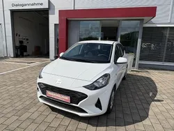 Weiß Neu 2024 Hyundai i10 Select Kleinwagen | 16.977 € (Fairer Preis)